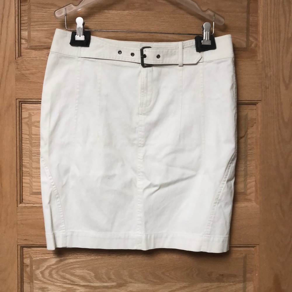 Club Monaco White Jean Skirt with Belt